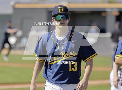 Thumbnail 3 in Bend vs Omaha Westview (Coach Bob Invitational) photogallery.