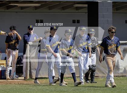 Thumbnail 1 in Bend vs Omaha Westview (Coach Bob Invitational) photogallery.