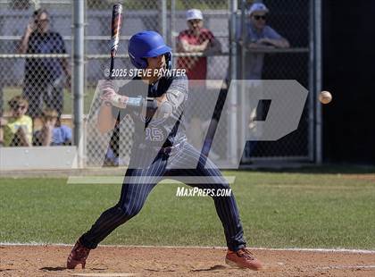 Thumbnail 1 in Bend vs Omaha Westview (Coach Bob Invitational) photogallery.