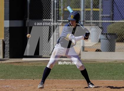 Thumbnail 1 in Bend vs Omaha Westview (Coach Bob Invitational) photogallery.