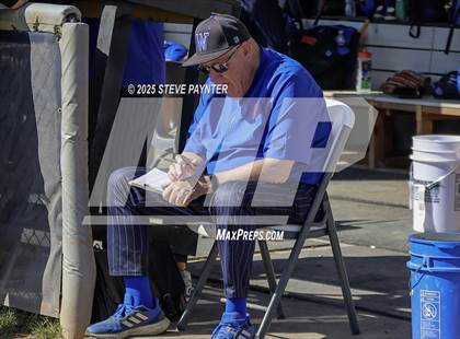 Thumbnail 1 in Bend vs Omaha Westview (Coach Bob Invitational) photogallery.