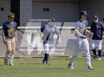 Thumbnail 3 in Bend vs Omaha Westview (Coach Bob Invitational) photogallery.