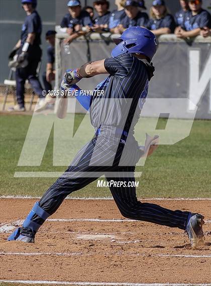 Thumbnail 1 in Bend vs Omaha Westview (Coach Bob Invitational) photogallery.