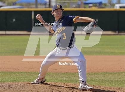 Thumbnail 1 in Bend vs Omaha Westview (Coach Bob Invitational) photogallery.