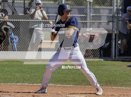Thumbnail 1 in Bend vs Omaha Westview (Coach Bob Invitational) photogallery.