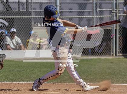 Thumbnail 3 in Bend vs Omaha Westview (Coach Bob Invitational) photogallery.