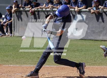 Thumbnail 2 in Bend vs Omaha Westview (Coach Bob Invitational) photogallery.