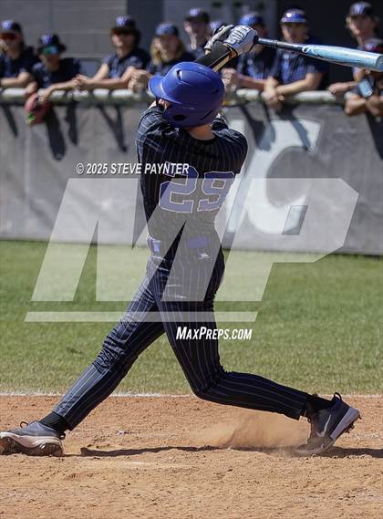 Thumbnail 3 in Bend vs Omaha Westview (Coach Bob Invitational) photogallery.