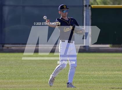 Thumbnail 1 in Bend vs Omaha Westview (Coach Bob Invitational) photogallery.