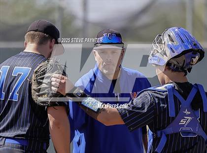 Thumbnail 3 in Bend vs Omaha Westview (Coach Bob Invitational) photogallery.