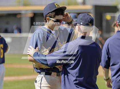 Thumbnail 2 in Bend vs Omaha Westview (Coach Bob Invitational) photogallery.