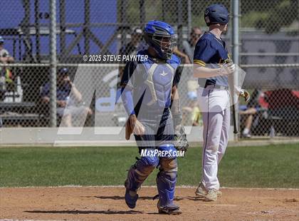 Thumbnail 3 in Bend vs Omaha Westview (Coach Bob Invitational) photogallery.