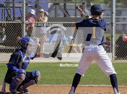 Thumbnail 3 in Bend vs Omaha Westview (Coach Bob Invitational) photogallery.
