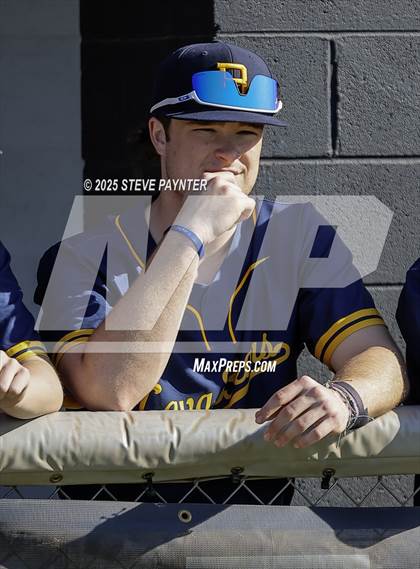 Thumbnail 1 in Bend vs Omaha Westview (Coach Bob Invitational) photogallery.