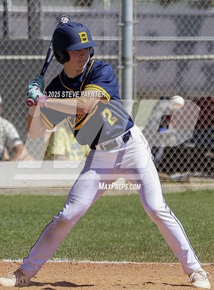Thumbnail 3 in Bend vs Omaha Westview (Coach Bob Invitational) photogallery.