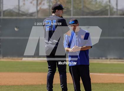 Thumbnail 2 in Bend vs Omaha Westview (Coach Bob Invitational) photogallery.