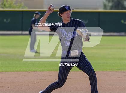 Thumbnail 2 in Bend vs Omaha Westview (Coach Bob Invitational) photogallery.
