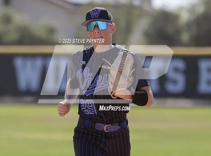 Thumbnail 2 in Bend vs Omaha Westview (Coach Bob Invitational) photogallery.