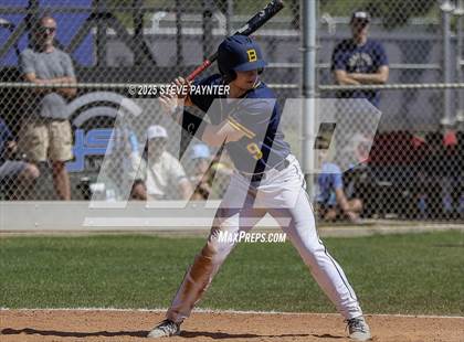 Thumbnail 2 in Bend vs Omaha Westview (Coach Bob Invitational) photogallery.