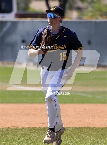 Thumbnail 3 in Bend vs Omaha Westview (Coach Bob Invitational) photogallery.