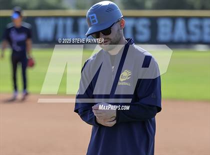 Thumbnail 2 in Bend vs Omaha Westview (Coach Bob Invitational) photogallery.