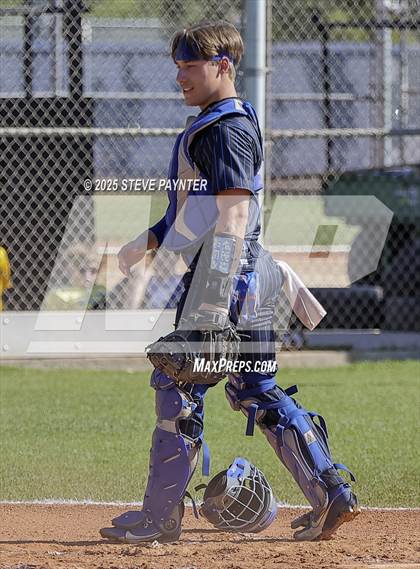 Thumbnail 3 in Bend vs Omaha Westview (Coach Bob Invitational) photogallery.