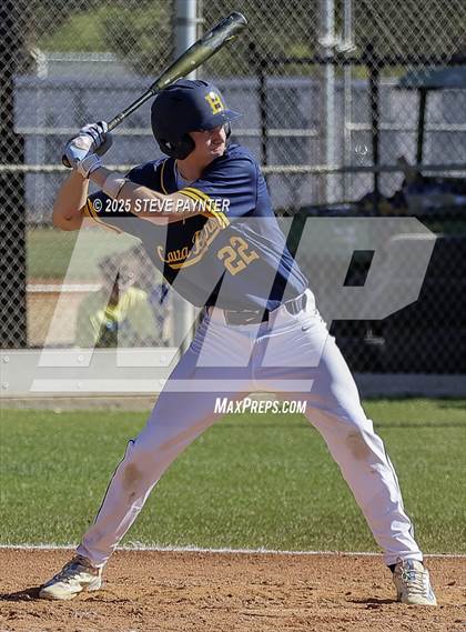 Thumbnail 3 in Bend vs Omaha Westview (Coach Bob Invitational) photogallery.