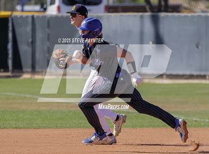 Thumbnail 1 in Bend vs Omaha Westview (Coach Bob Invitational) photogallery.