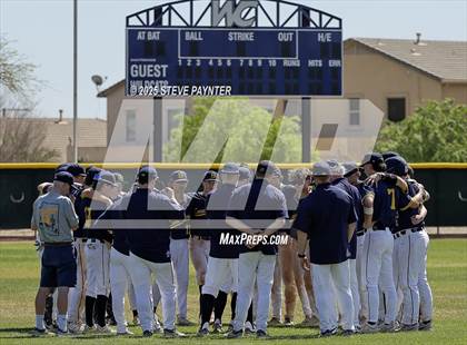 Thumbnail 3 in Bend vs Omaha Westview (Coach Bob Invitational) photogallery.