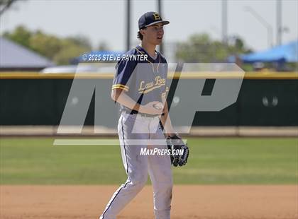 Thumbnail 2 in Bend vs Omaha Westview (Coach Bob Invitational) photogallery.