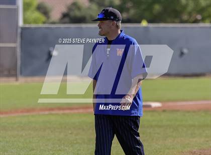 Thumbnail 1 in Bend vs Omaha Westview (Coach Bob Invitational) photogallery.