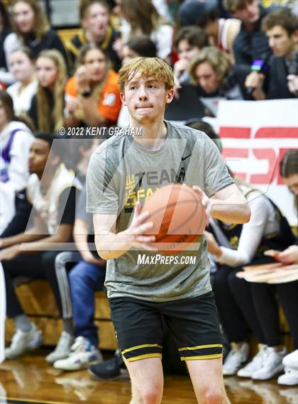 Thumbnail 1 in Noblesville vs Avon photogallery.