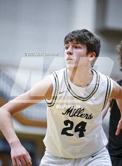 Thumbnail 3 in Noblesville vs Avon photogallery.