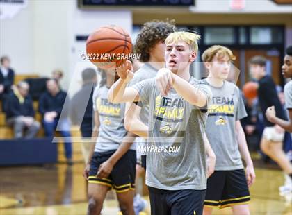 Thumbnail 2 in Noblesville vs Avon photogallery.