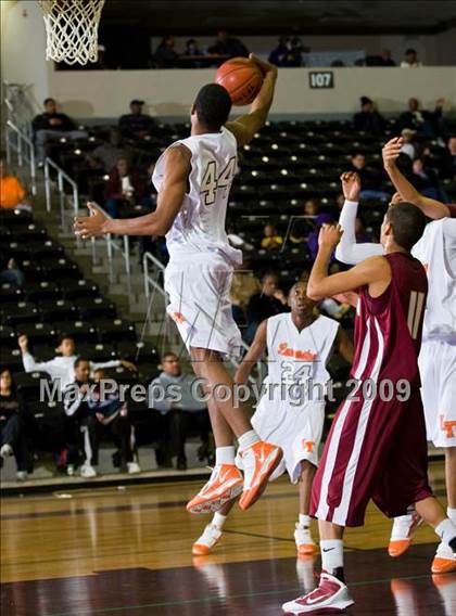 Thumbnail 2 in El Dorado @ Lancaster (Chris Bosh South Dallas Shootout) photogallery.