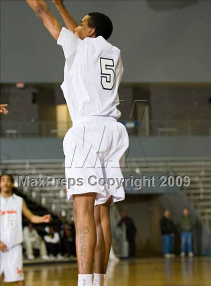 Thumbnail 2 in El Dorado @ Lancaster (Chris Bosh South Dallas Shootout) photogallery.