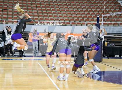 Thumbnail 2 in Canyon del Oro vs Notre Dame Prep (AIA 4A Final -Awards) photogallery.