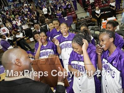Thumbnail 3 in Sacramento vs St. Ignatius (CIF NorCal D3 Final) photogallery.