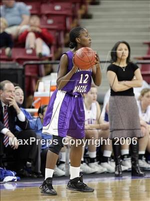 Thumbnail 2 in Sacramento vs St. Ignatius (CIF NorCal D3 Final) photogallery.