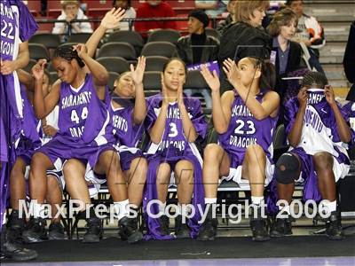 Thumbnail 1 in Sacramento vs St. Ignatius (CIF NorCal D3 Final) photogallery.