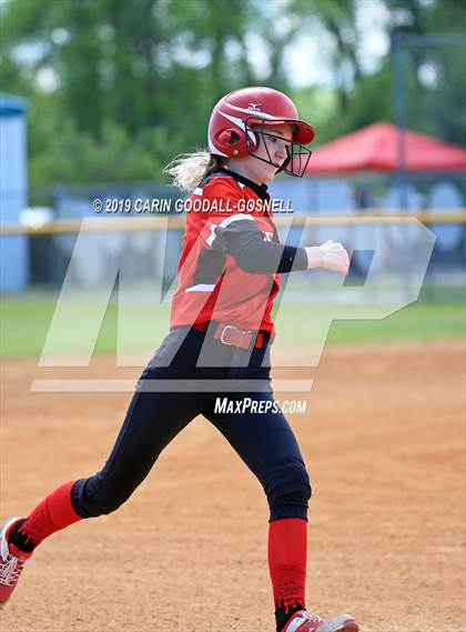 Thumbnail 2 in Tarboro vs. Currituck County (DH Conley Easter Tournament) photogallery.
