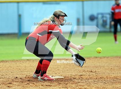 Thumbnail 3 in Tarboro vs. Currituck County (DH Conley Easter Tournament) photogallery.