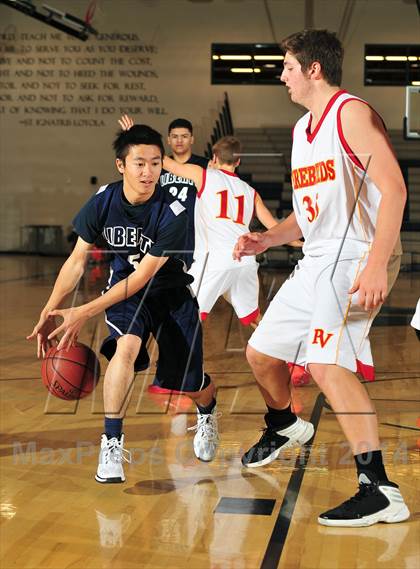 Thumbnail 3 in Palm Valley vs. Liberty Christian (MaxPreps Holiday Classic) photogallery.