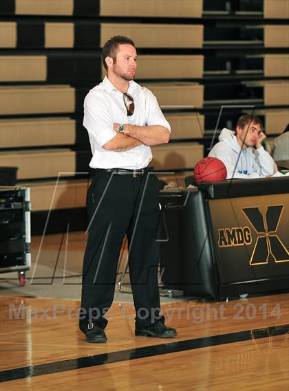 Thumbnail 3 in Palm Valley vs. Liberty Christian (MaxPreps Holiday Classic) photogallery.