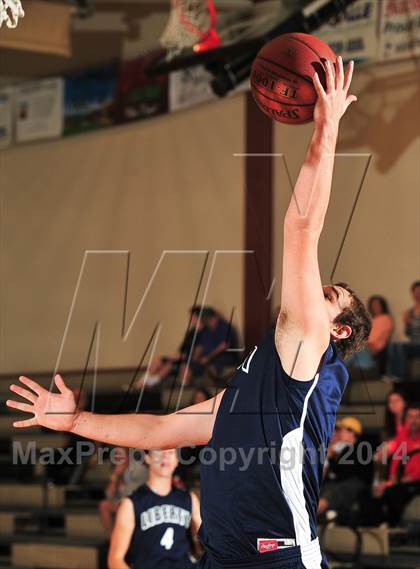 Thumbnail 3 in Palm Valley vs. Liberty Christian (MaxPreps Holiday Classic) photogallery.
