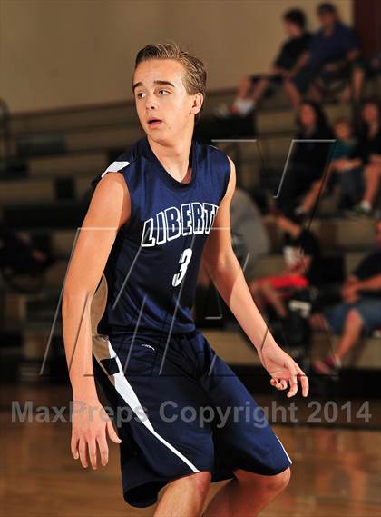 Thumbnail 3 in Palm Valley vs. Liberty Christian (MaxPreps Holiday Classic) photogallery.