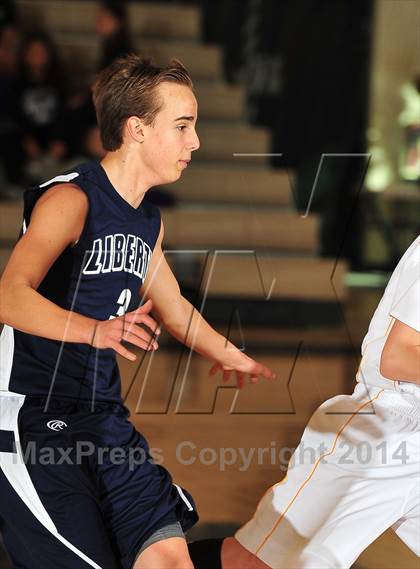 Thumbnail 2 in Palm Valley vs. Liberty Christian (MaxPreps Holiday Classic) photogallery.