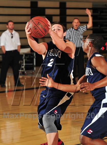 Thumbnail 1 in Palm Valley vs. Liberty Christian (MaxPreps Holiday Classic) photogallery.