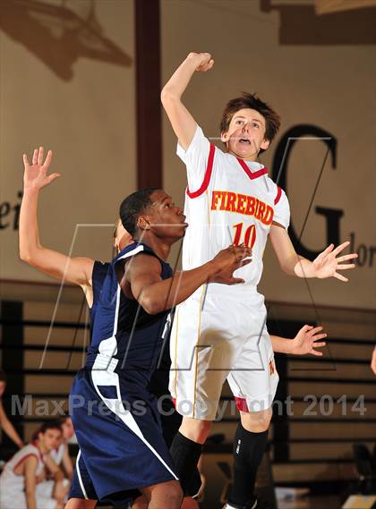 Thumbnail 3 in Palm Valley vs. Liberty Christian (MaxPreps Holiday Classic) photogallery.