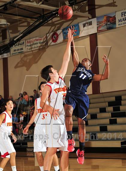 Thumbnail 1 in Palm Valley vs. Liberty Christian (MaxPreps Holiday Classic) photogallery.